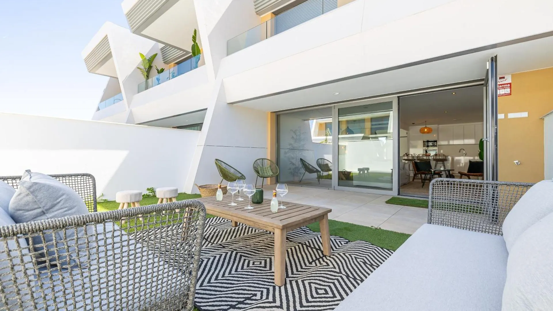 Luxury House Chaparral Golf E48 By Aora Stays kontakt
